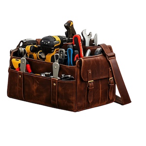 Kontakt Muž s koženou brašnou Prachaticko